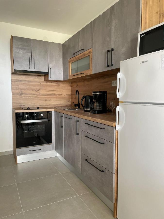 Apartmani Maris II Palit المظهر الخارجي الصورة